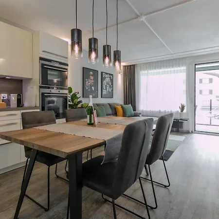 Spirit - Balkon - Bergsicht Apartamento Engelberg