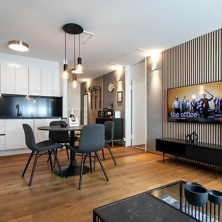 Apartment Spirit - Balkon - Bergsicht *